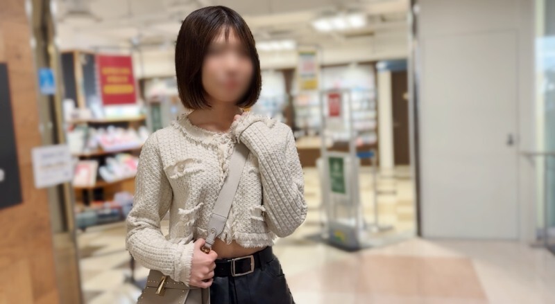 FC2-PPV-4684406 A first in history! A calligraphy master shows off a professional "while doing something else" sex. Even O●Sho● is surprised by his two-sword style. He holds both the brush and the penis.