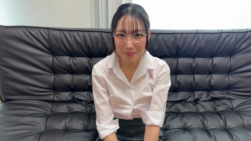 FC2-PPV-4697031 [Completely uncut / 6 genuine shots in a row] The cat-like beauty has grown up and is back again. Gokkun Offline Meet Returns #3